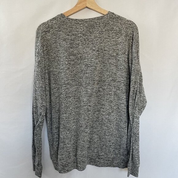 Athleta Womens Gray Heathered Long Sleeve Knit Top Size M Rayon & Spandex Blend - Picture 7 of 7